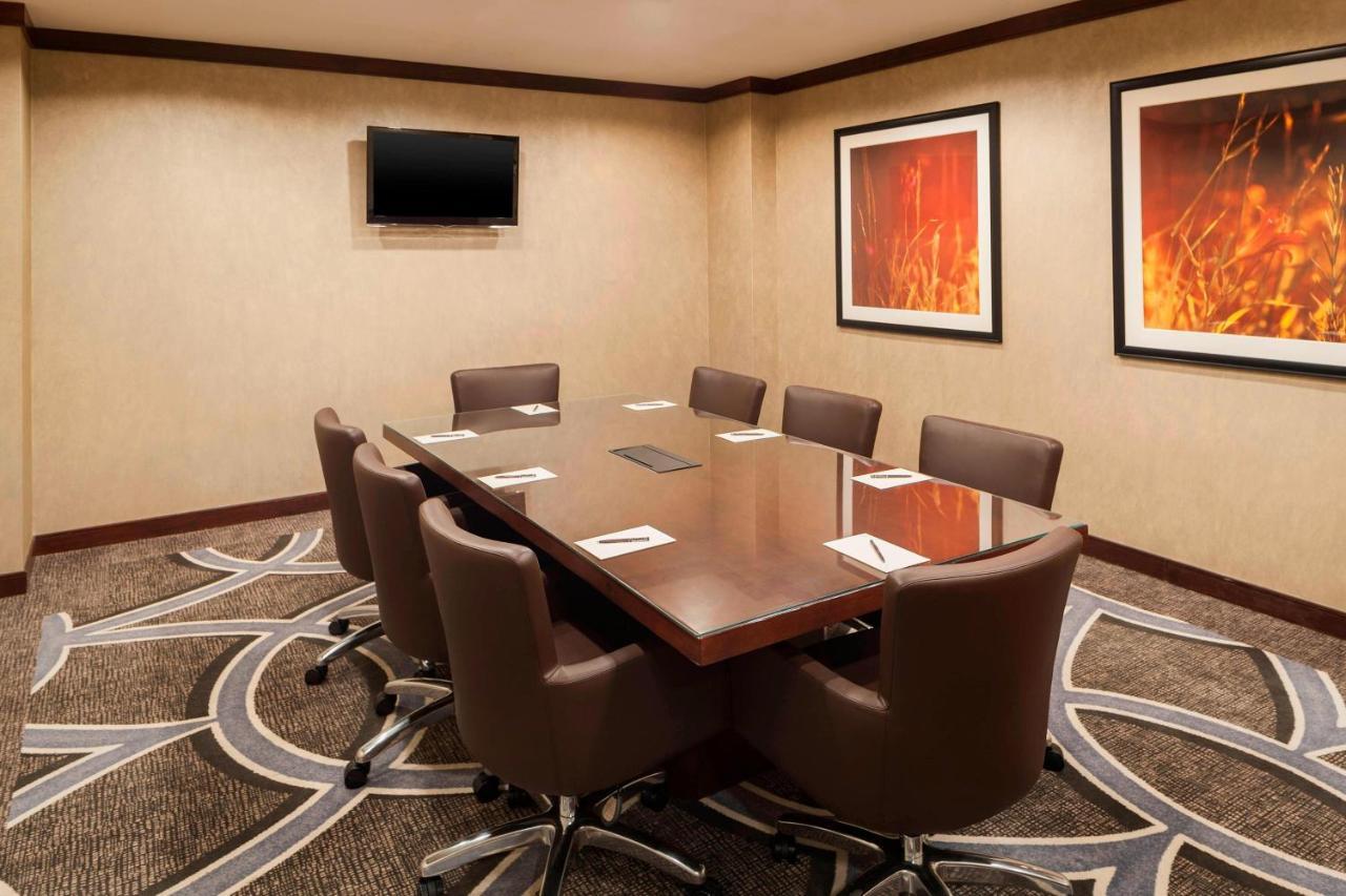 Sheraton Hotel Metairie New Orleans Экстерьер фото