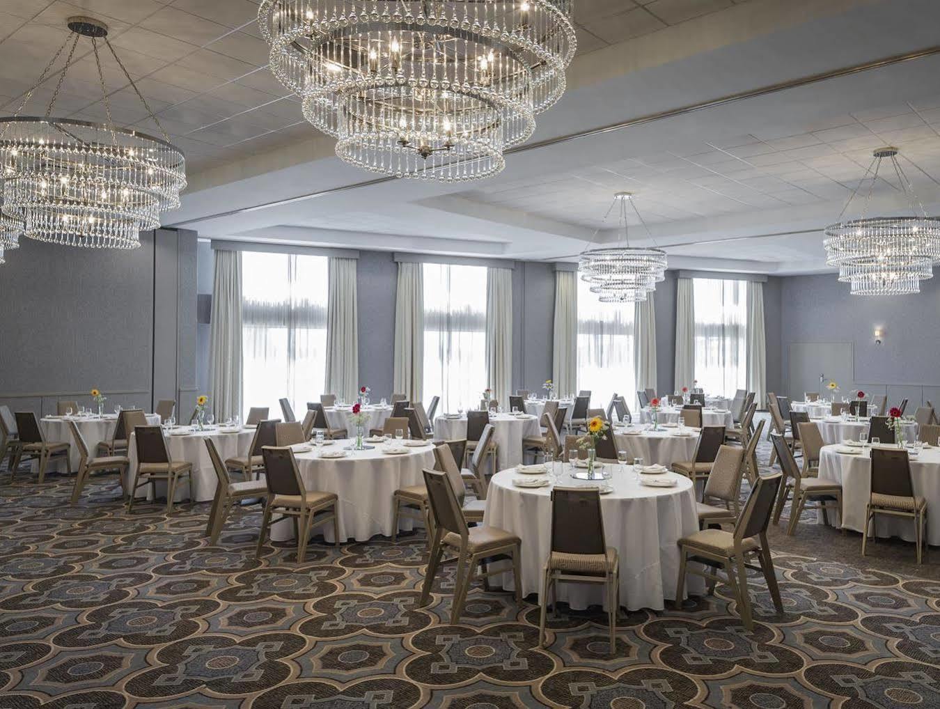 Sheraton Hotel Metairie New Orleans Экстерьер фото